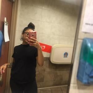 Meet your Posher, Andie